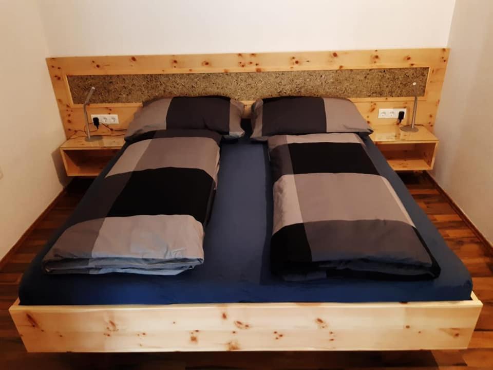 Ferienwohnung Plattner Schmirn エクステリア 写真