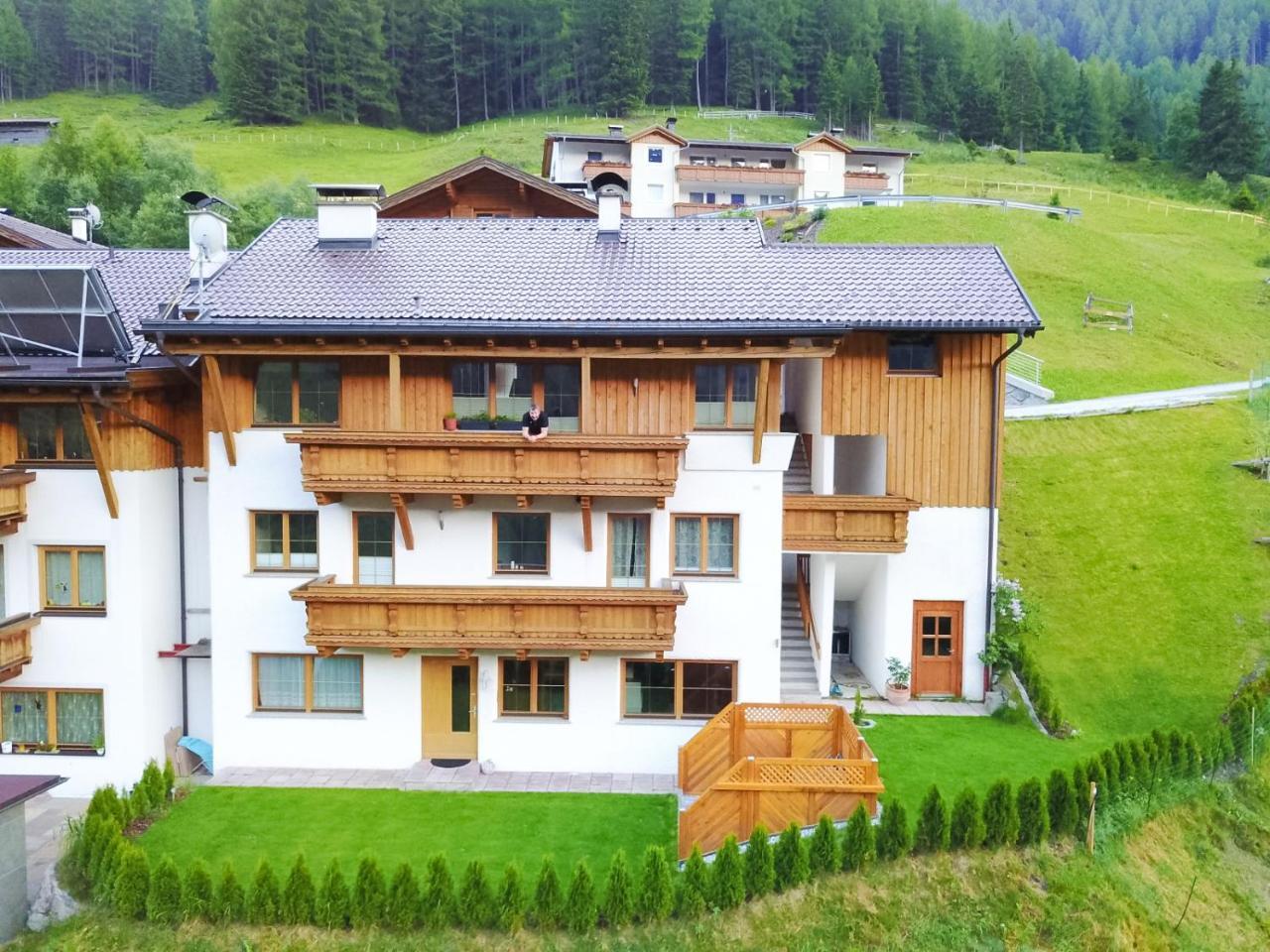 Ferienwohnung Plattner Schmirn エクステリア 写真